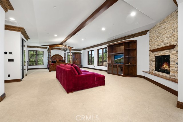 MLS #OC25235588 image #15