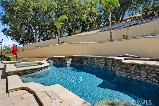 MLS #OC25235588 image #23