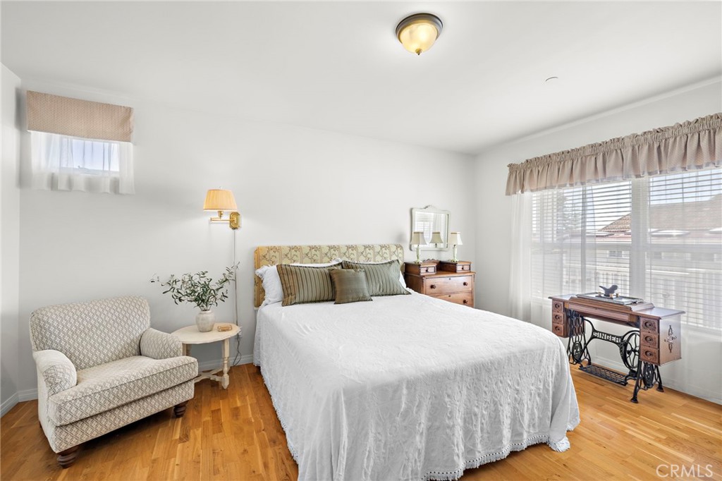 MLS #OC25235642 image #18