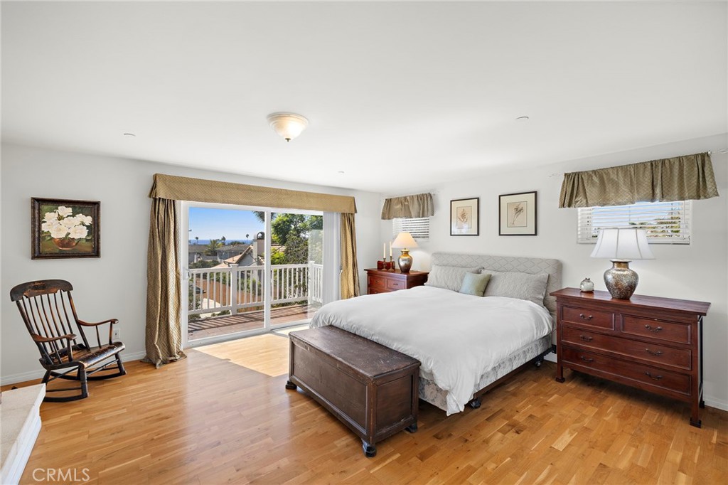 MLS #OC25235642 image #24