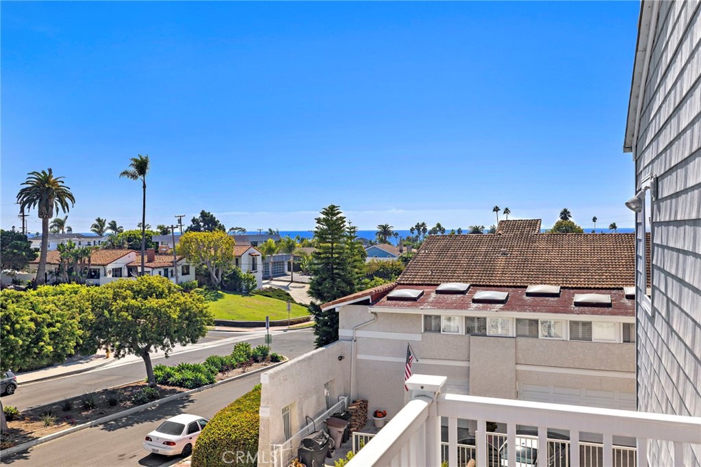 MLS #OC25235642 image #39