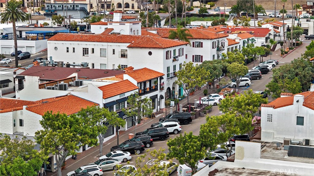 MLS #OC25235642 image #53