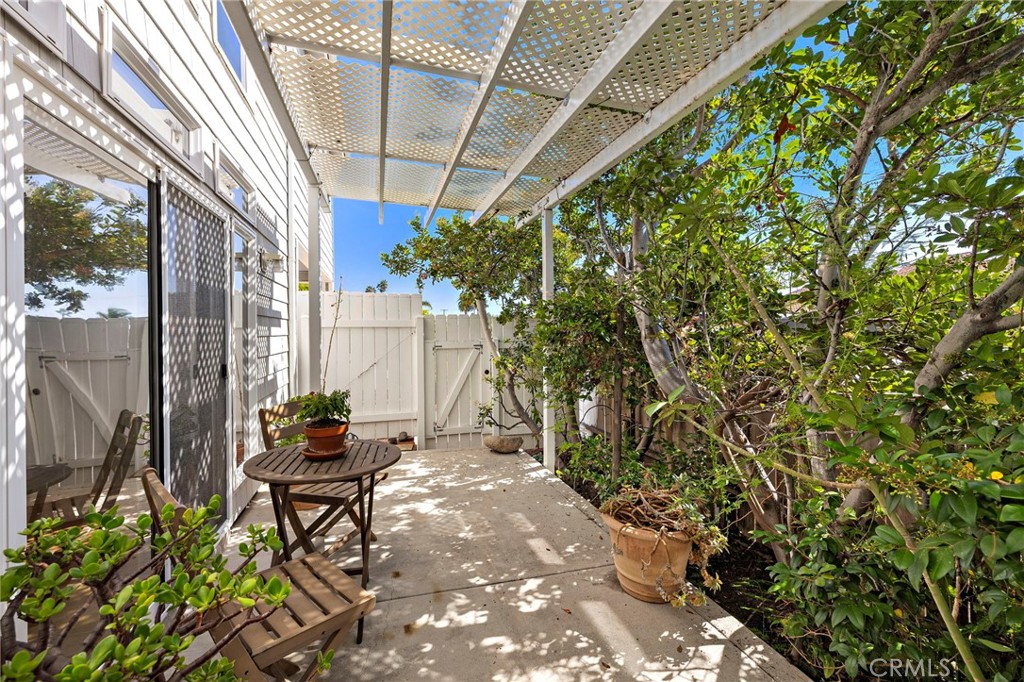 MLS #OC25235642 image #7