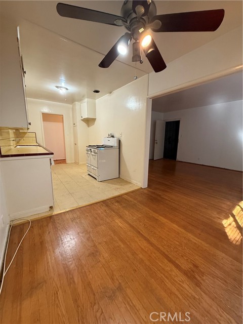 MLS #OC25235657 image #8