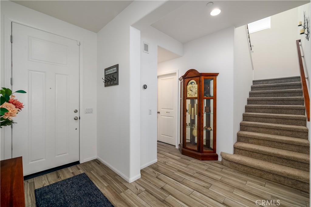 MLS #OC25235700 image #10