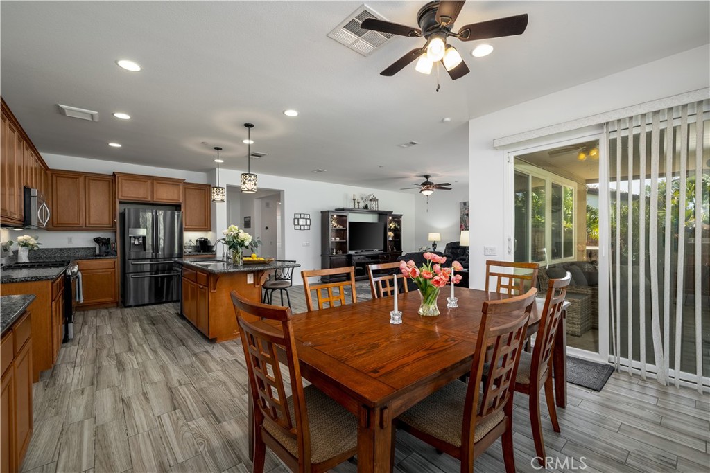 MLS #OC25235700 image #5