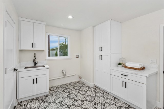 MLS #OC25235744 image #14