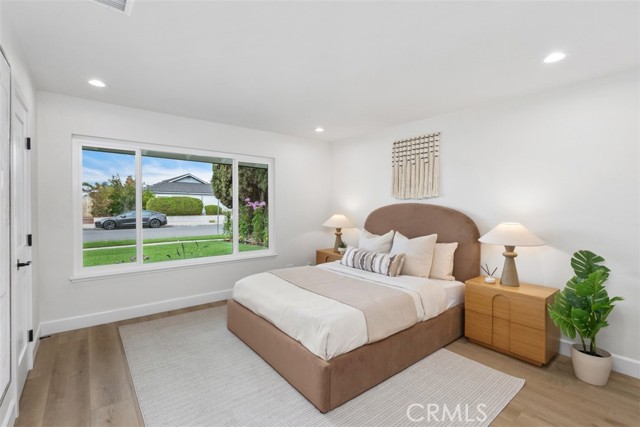 MLS #OC25235744 image #15