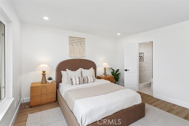 MLS #OC25235744 image #16