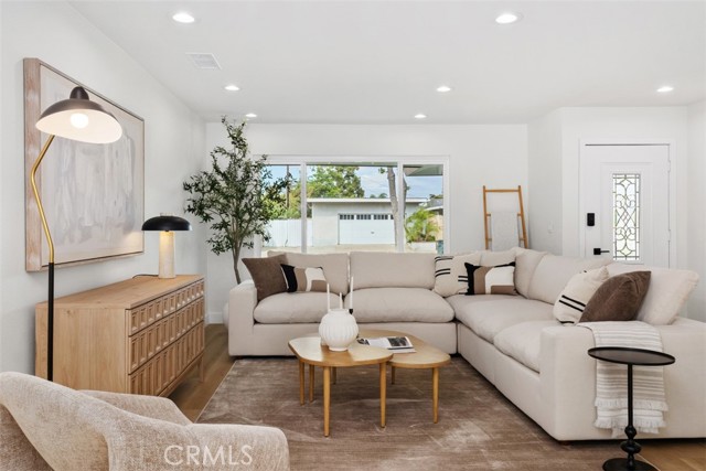 MLS #OC25235744 image #7