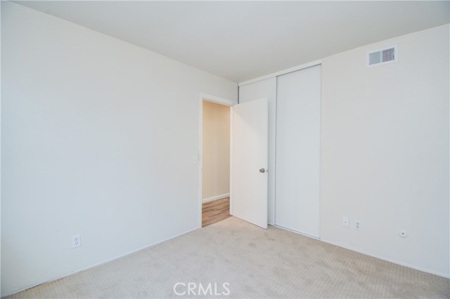 MLS #OC25235749 image #4