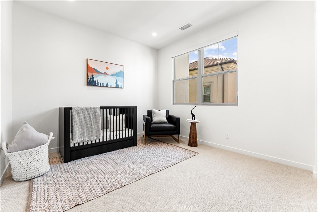 MLS #OC25235932 image #23