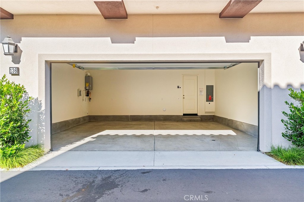 MLS #OC25235932 image #27