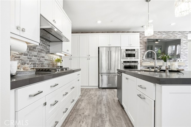 MLS #OC25236018 image #5