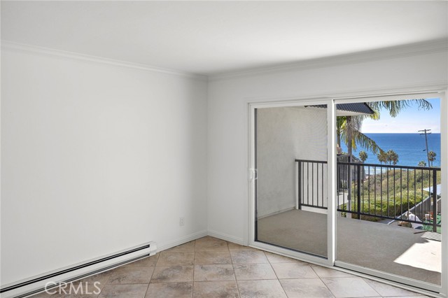 MLS #OC25236030 image #2