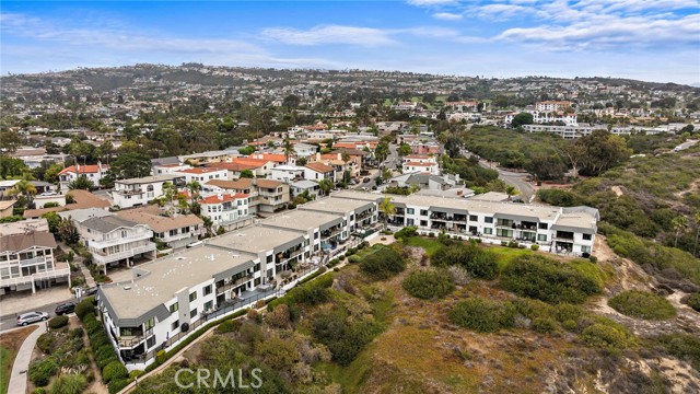 MLS #OC25236030 image #44