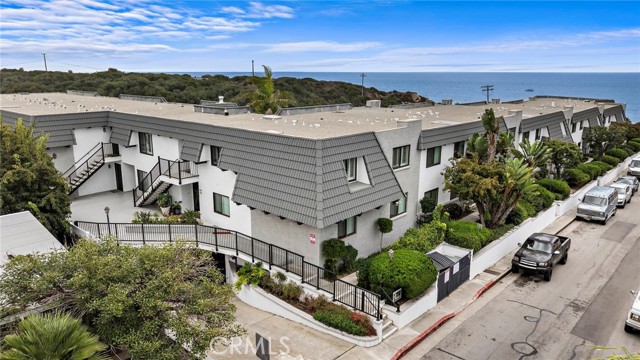 MLS #OC25236030 image #5