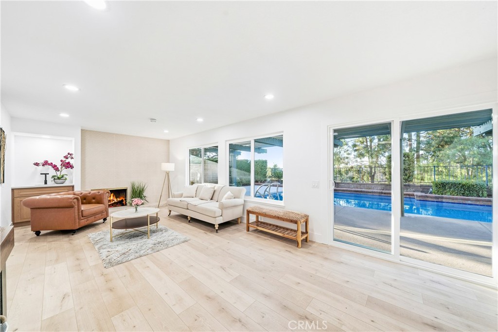 MLS #OC25236120 image #19