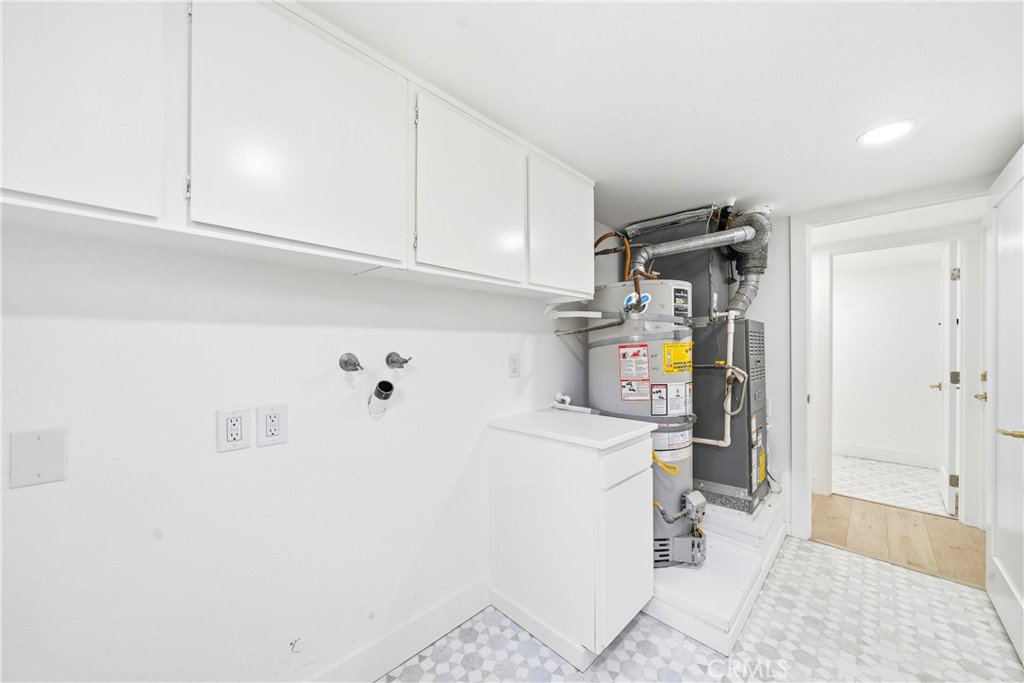 MLS #OC25236120 image #24