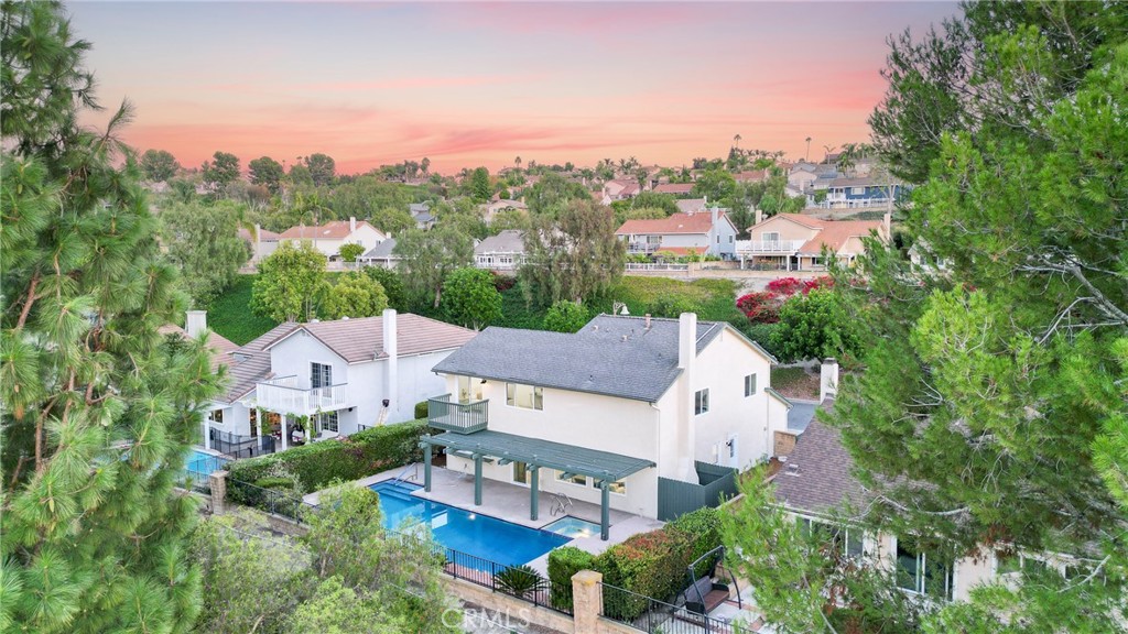 MLS #OC25236120 image #43