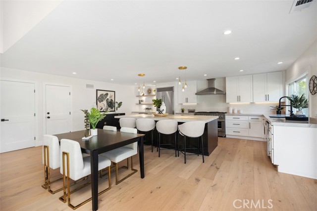 MLS #OC25236177 image #10