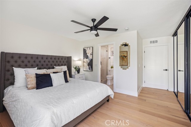 MLS #OC25236177 image #23