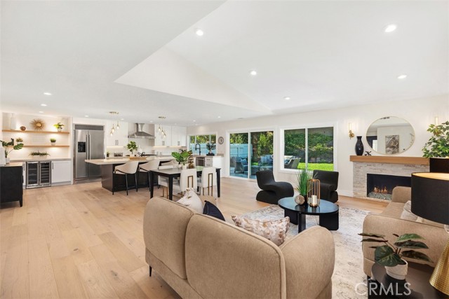 MLS #OC25236177 image #5