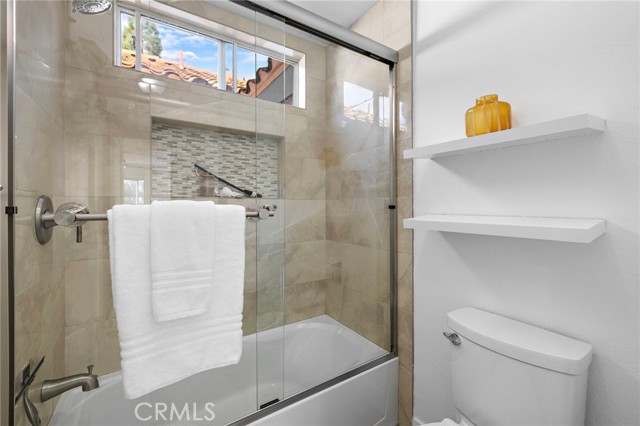 MLS #OC25236179 image #21