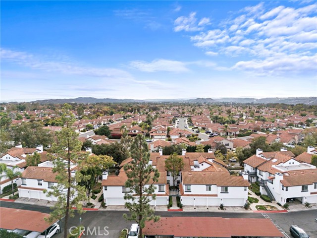 MLS #OC25236179 image #49