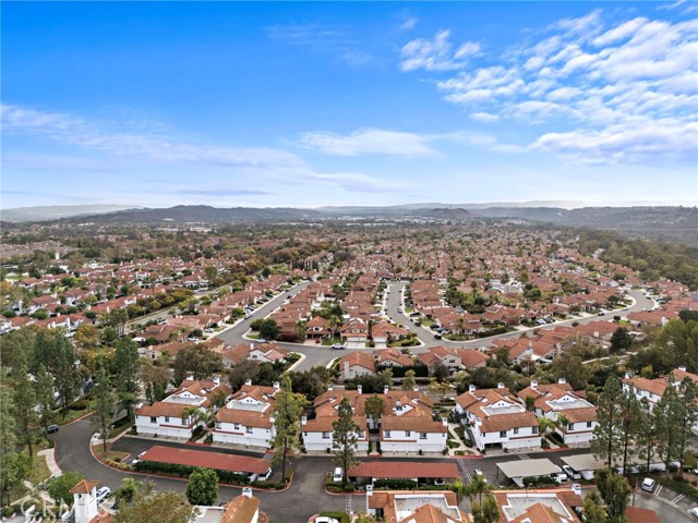 MLS #OC25236179 image #51