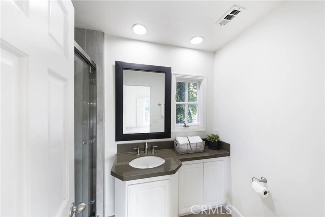 MLS #OC25236198 image #30