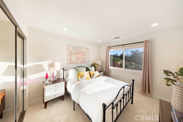 MLS #OC25236198 image #33