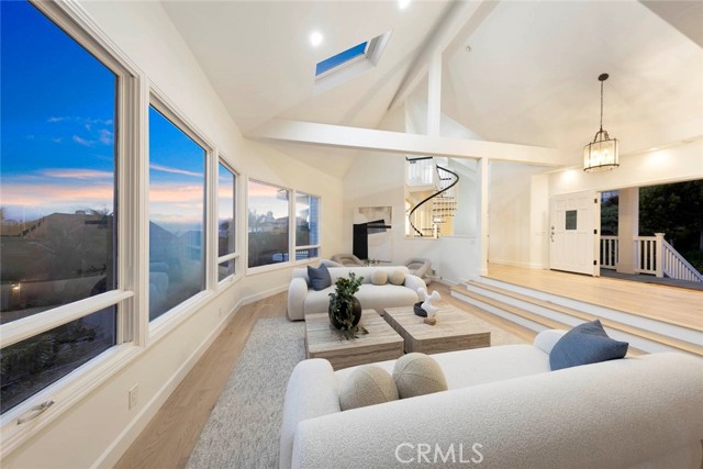 MLS #OC25236198 image #5