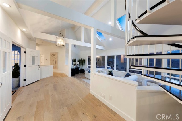 MLS #OC25236198 image #8