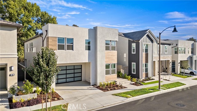 MLS #OC25236320 image #1