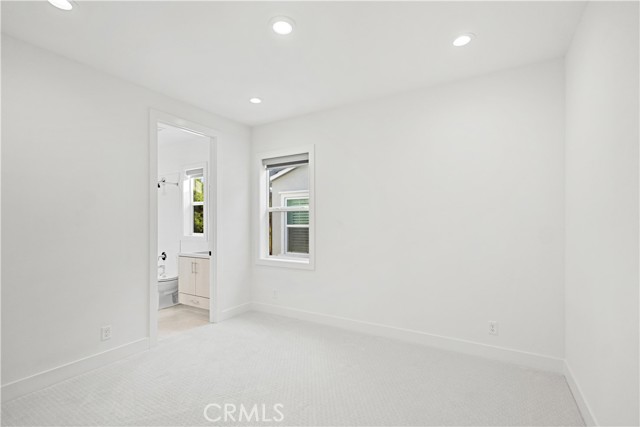 MLS #OC25236320 image #42