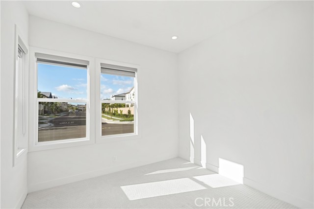 MLS #OC25236320 image #8