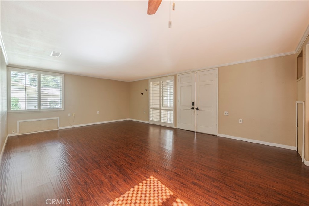 MLS #OC25236343 image #11