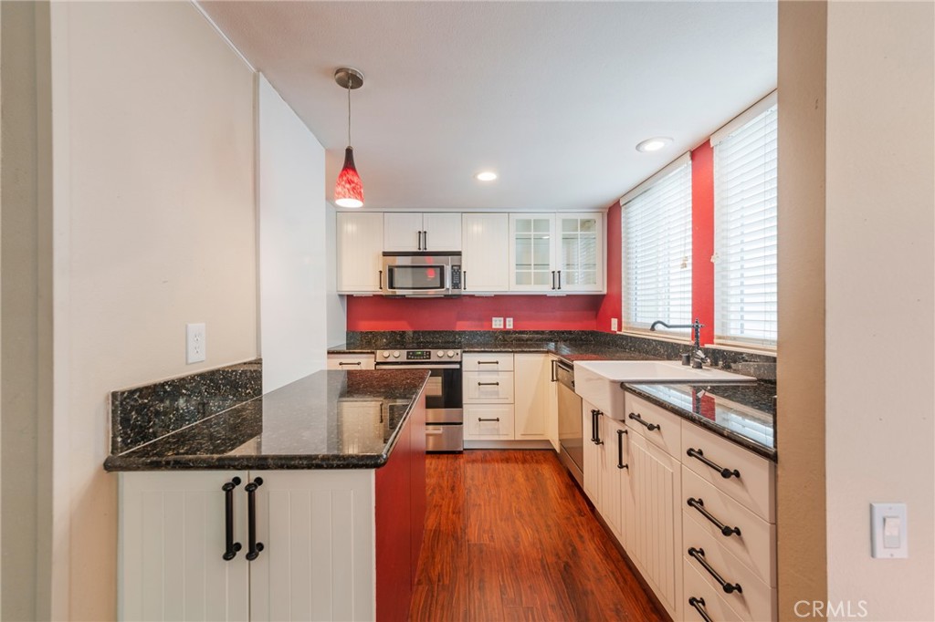 MLS #OC25236343 image #15