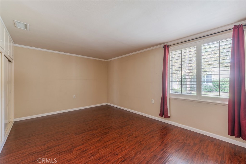 MLS #OC25236343 image #21