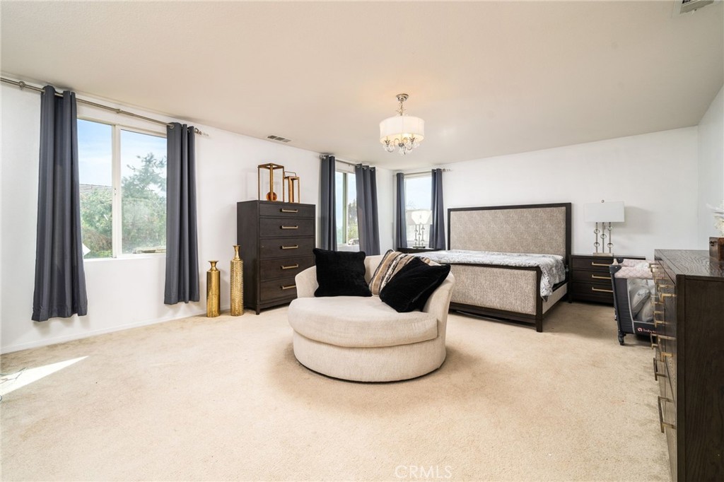 MLS #OC25236369 image #27