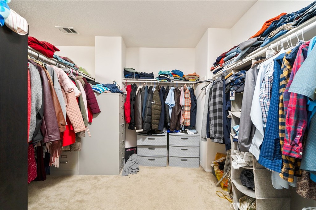 MLS #OC25236369 image #32