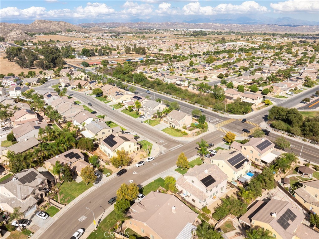 MLS #OC25236369 image #51