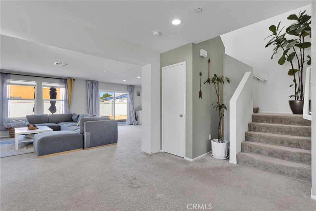 MLS #OC25236380 image #11