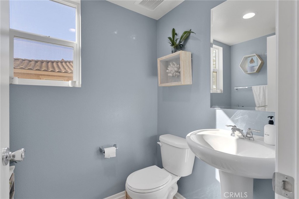 MLS #OC25236380 image #18