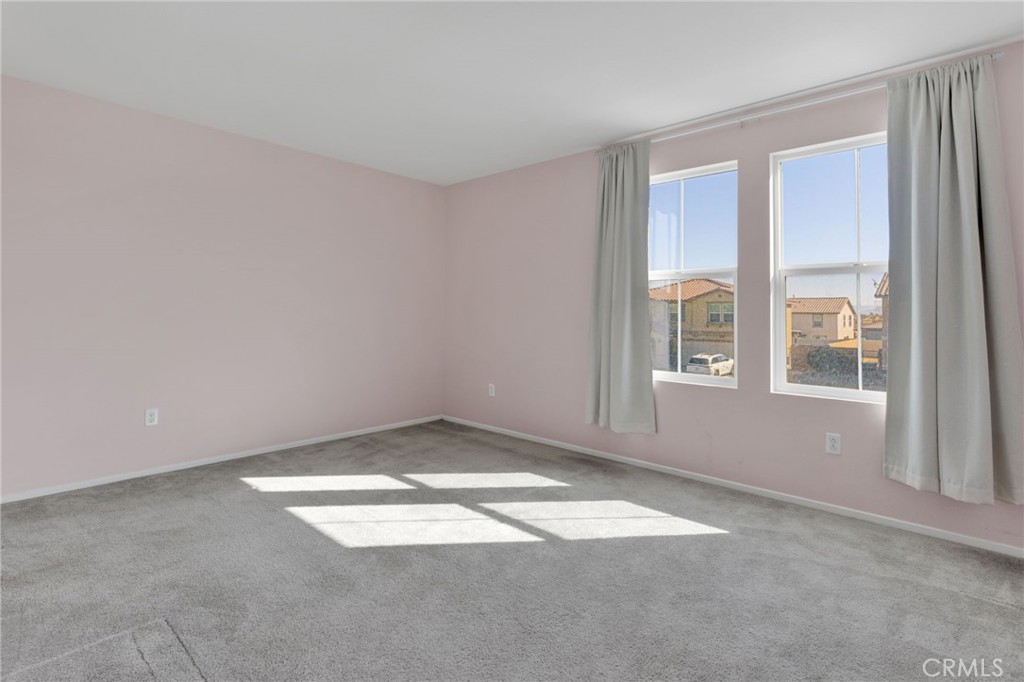 MLS #OC25236380 image #30