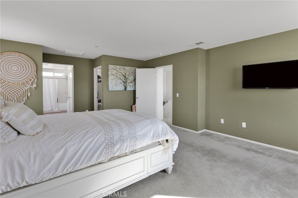 MLS #OC25236380 image #36