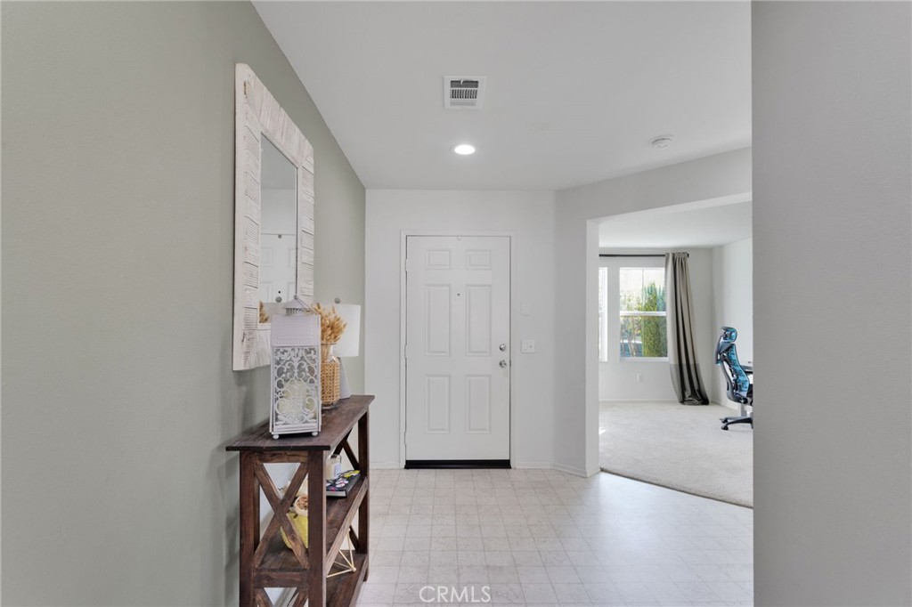 MLS #OC25236380 image #4