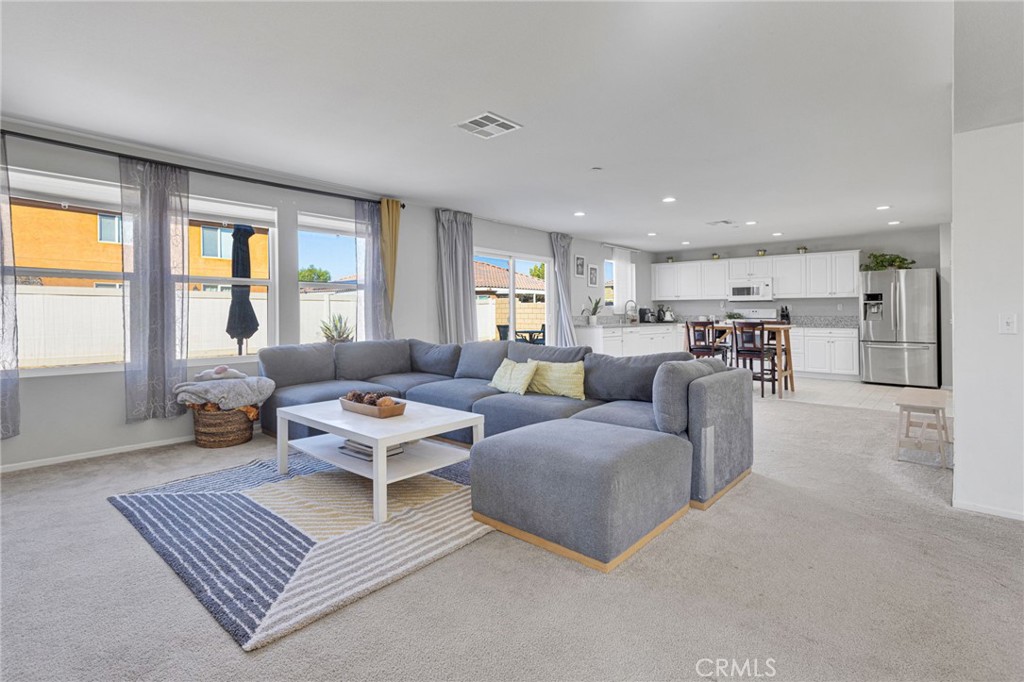 MLS #OC25236380 image #5