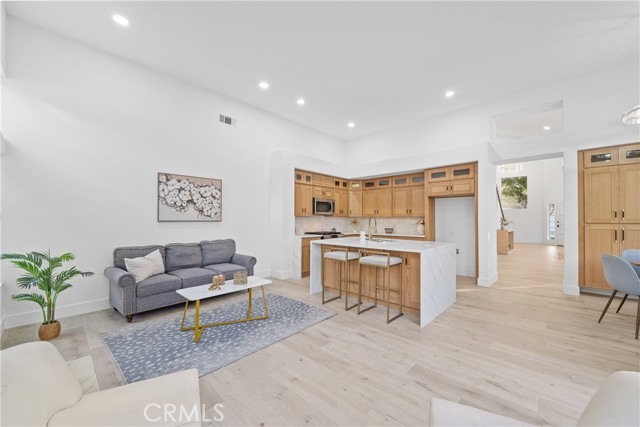 MLS #OC25236418 image #16